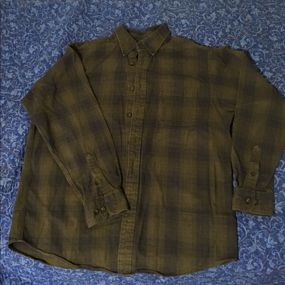 Casuals by Roundtree & York button down